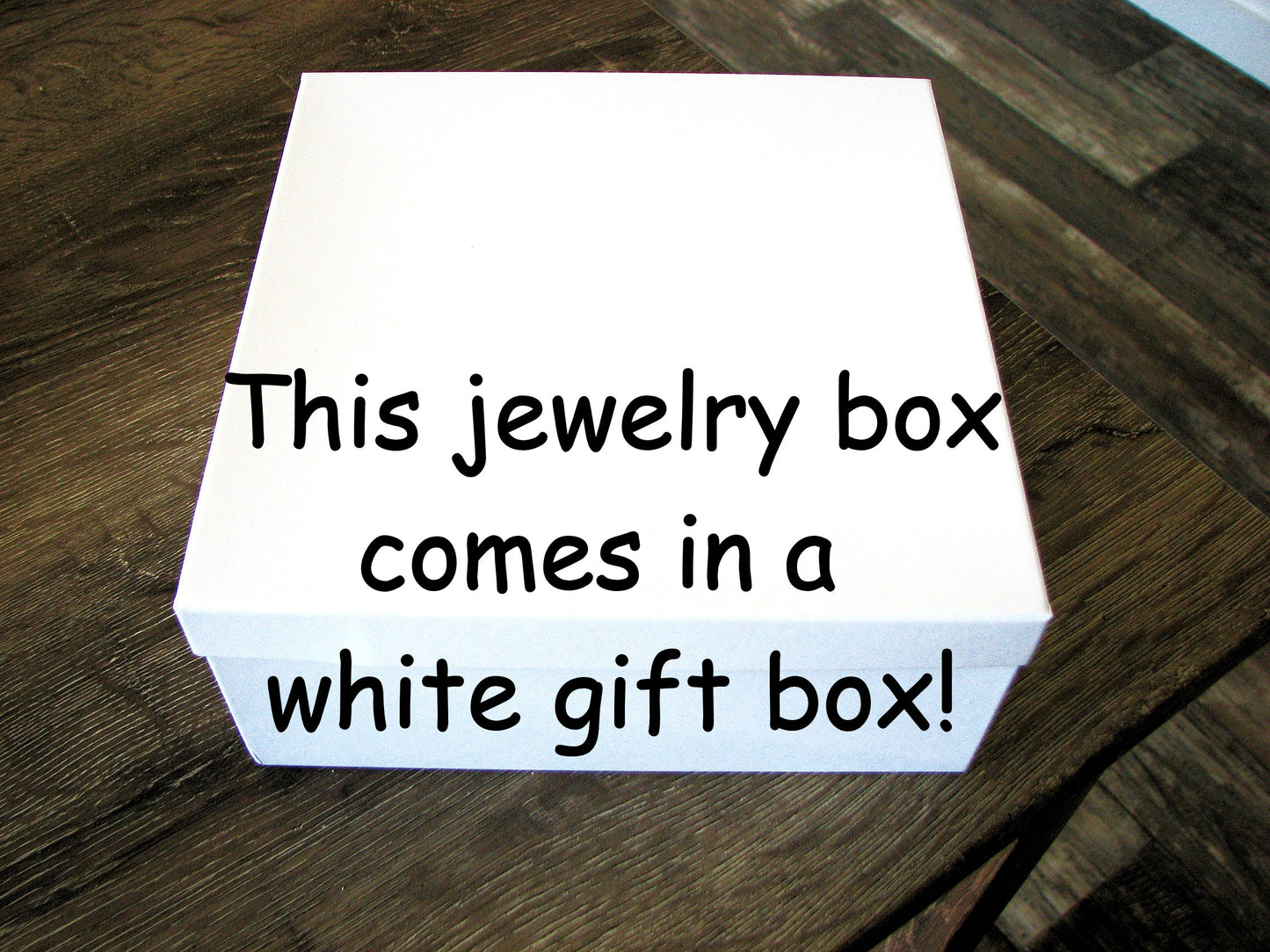 Giraffe Mom Jewelry Box
