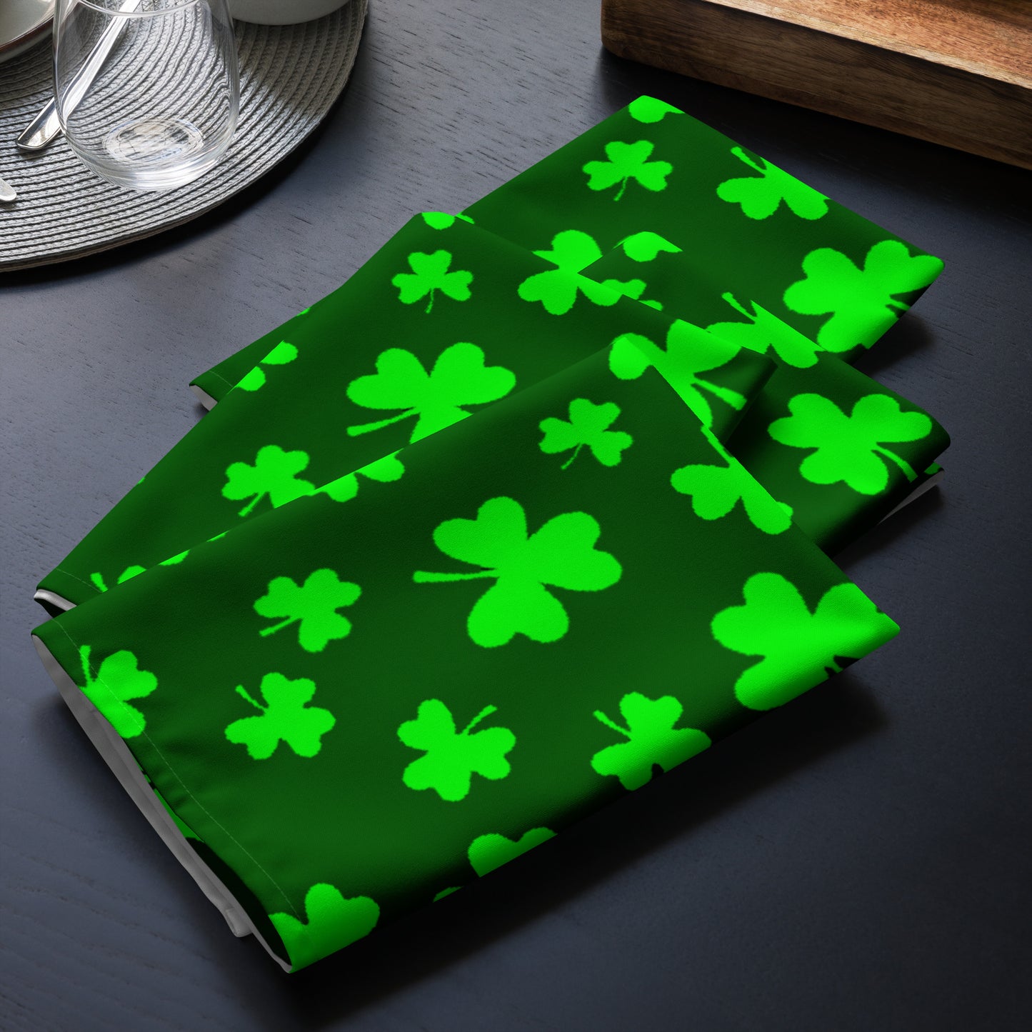 Shamrocks Print Cloth Napkin Set