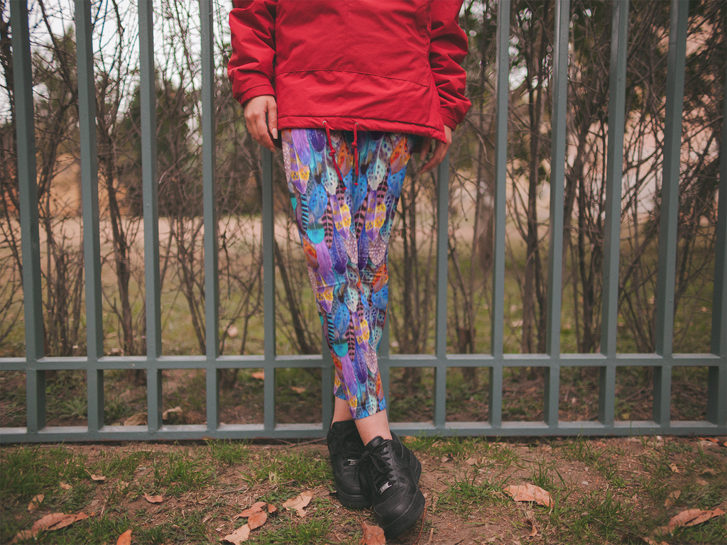 Colorful Feathers Print Youth Leggings