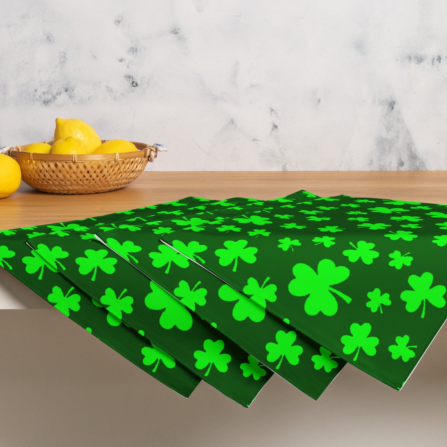 Shamrocks Print Placemat Set