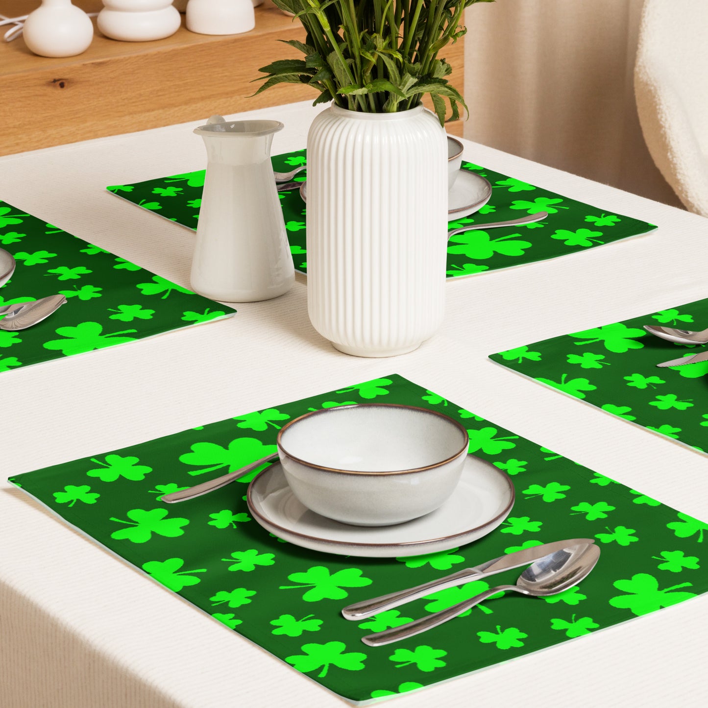 Shamrocks Print Placemat Set