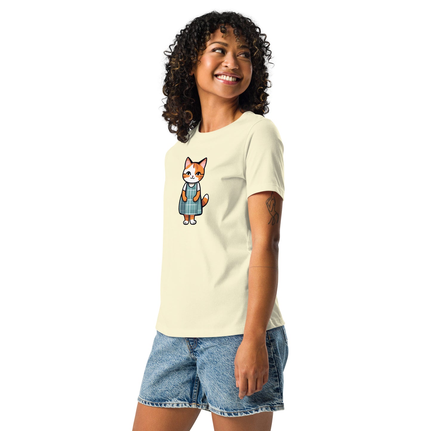 Cat in an Apron Dress Women's Relaxed T-Shirt