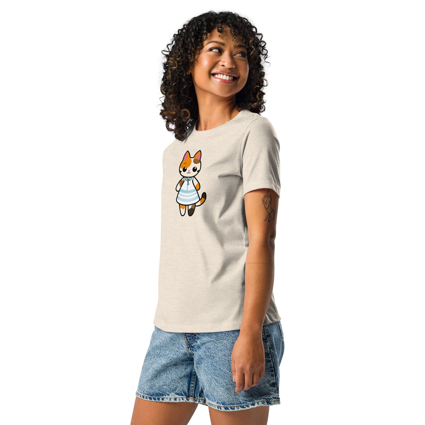 Calico Cat in a Sun Dress Women's Relaxed T-Shirt