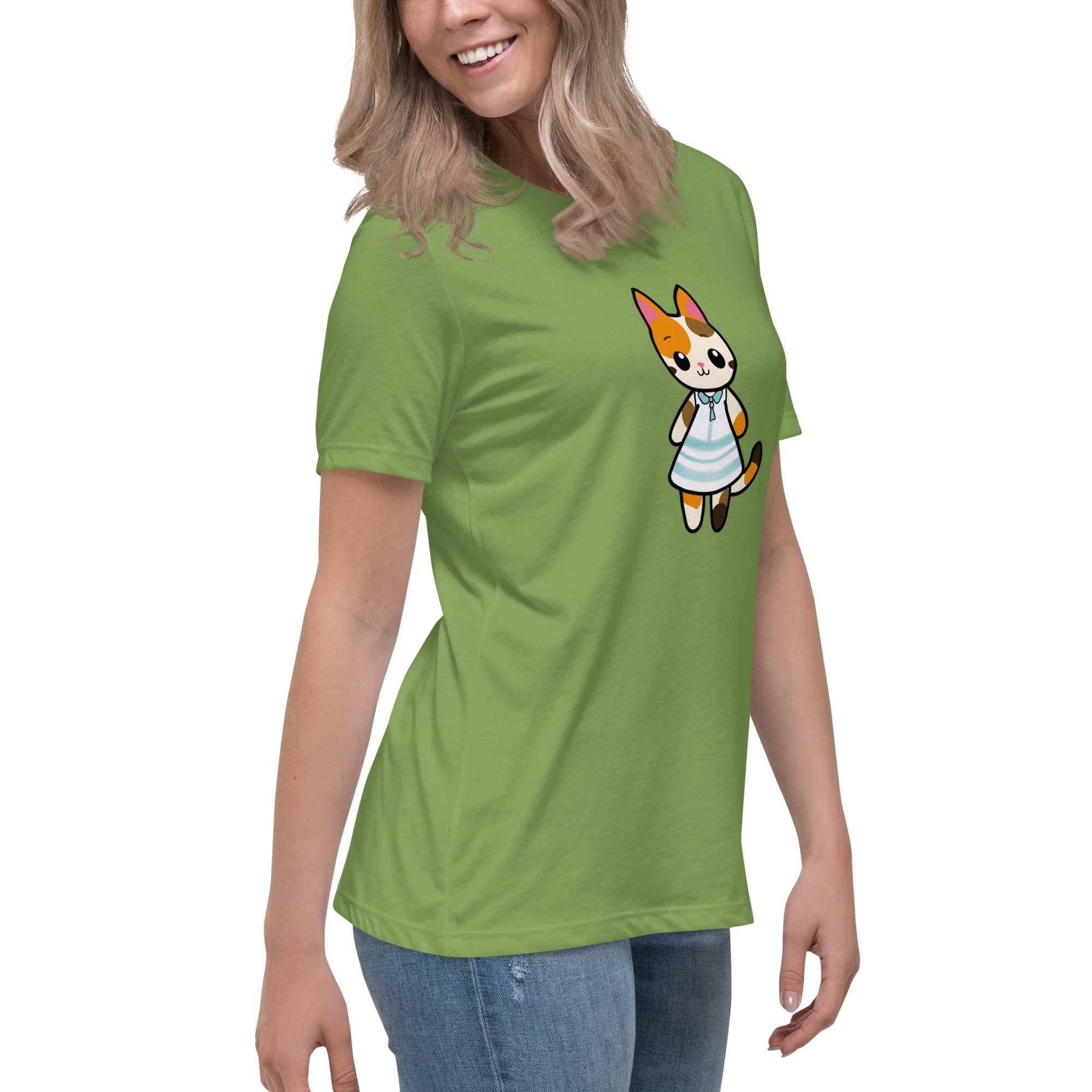 Calico Cat in Sun Dress Women's Relaxed T-Shirt