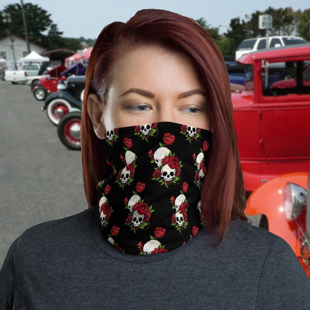 Skulls & Roses Neck Gaiter