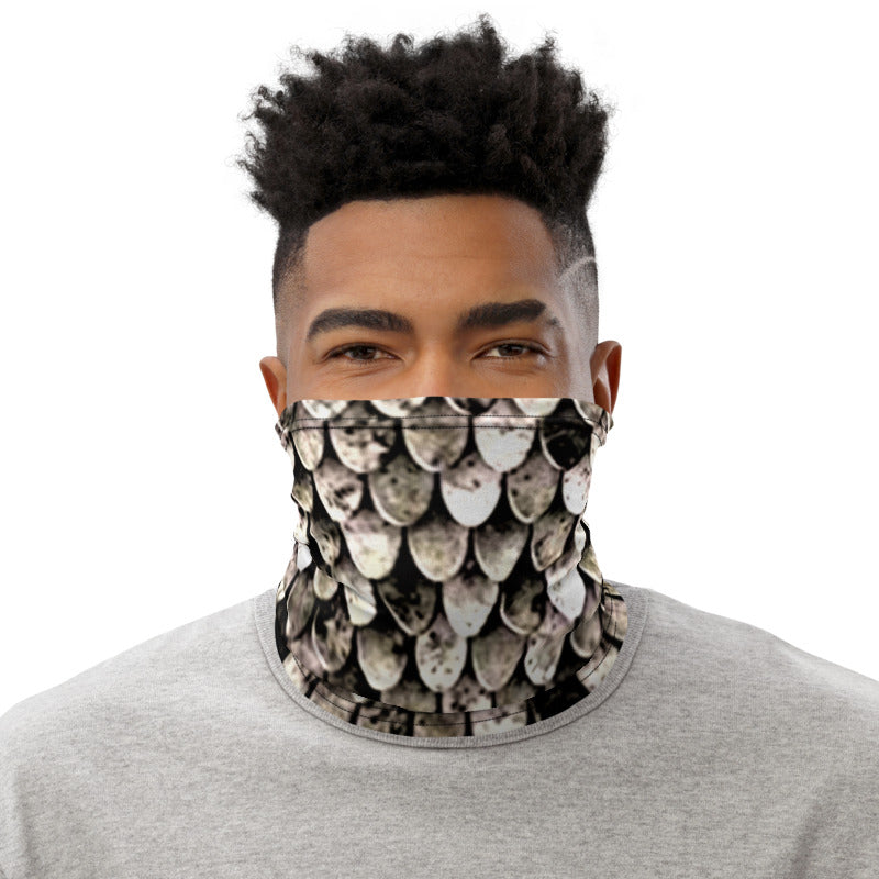 Tarnished Scale Mail Print Neck Gaiter