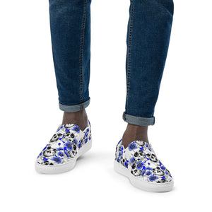 Skulls and Blue Blossoms Men’s Slip-on Canvas Shoes