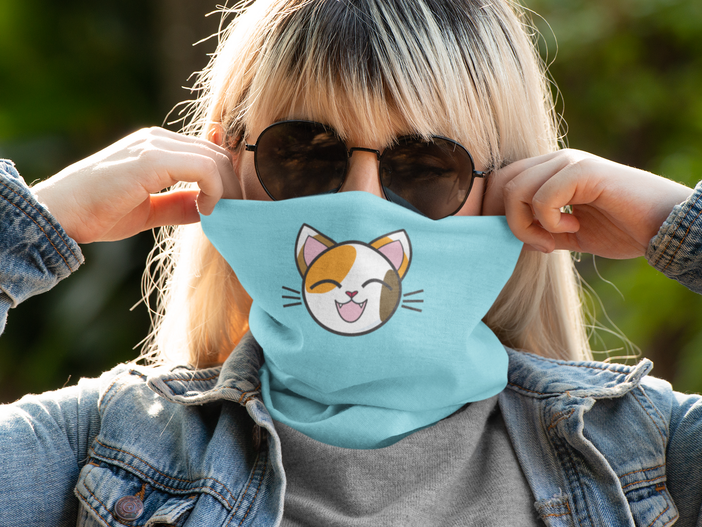 Happy Lucky Cat Neck Gaiter