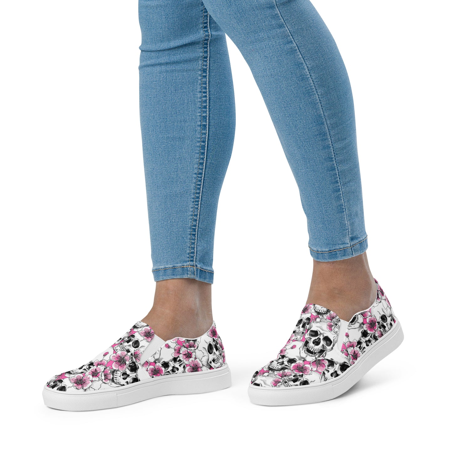 Skulls and Pink Blossoms Women’s Slip-on Canvas Shoes